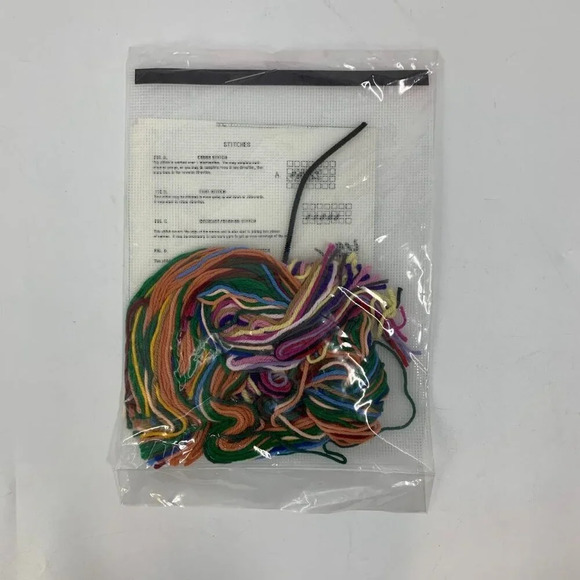 Luvlee #870 Floral Butterflies Flowers Cross Stitch Wall Hanging - Picture 4 of 4